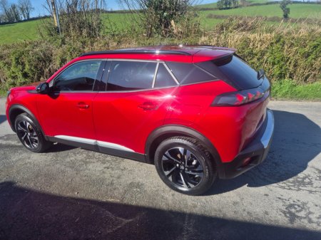 2022 Peugeot 2008 - thumbnail 5