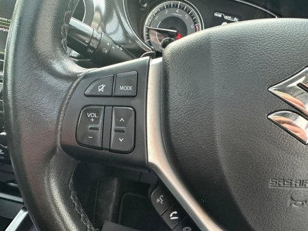 2019 Suzuki Vitara 1.4 BOOSTERJET 4WD ALLGRIP SZ5 AUTO 140 BHP €14,950 thumbnail