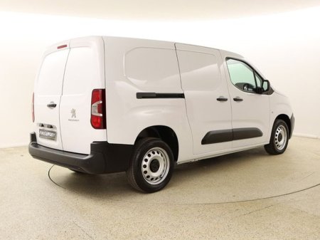 2023 Peugeot Partner - thumbnail 4