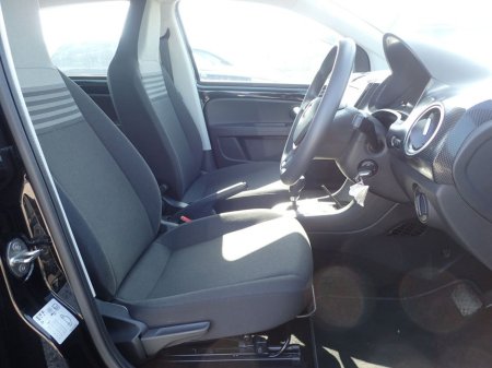 2020 Volkswagen up! Move Up 1.0 5DR Automatic €14,750 thumbnail