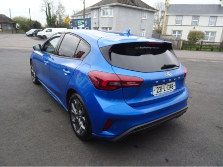 2023 Ford Focus - thumbnail 7