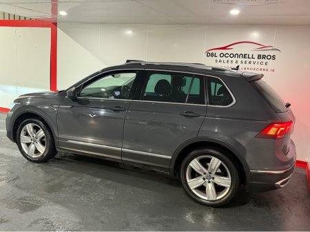 2021 Volkswagen Tiguan ELEGANCE 2.0 TDI MANUAL 6SPEED FWD 150HP 5 5DR €34,950 thumbnail