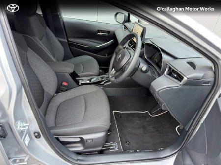 2026 Toyota Corolla COROLLA SALOON LUNA SPORT €38,500 thumbnail