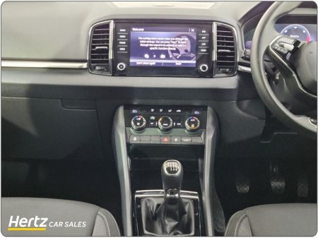 2024 Skoda Karoq Ambition 115HP 2.0 Diesel Manual €30,895 thumbnail