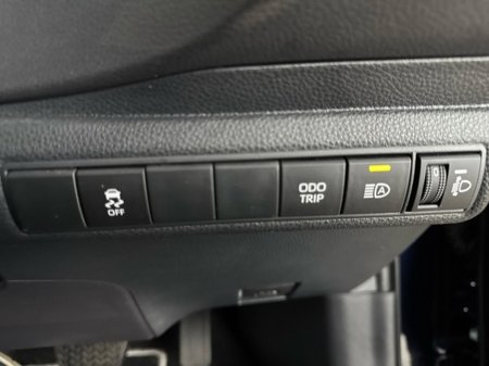 2024 Toyota Corolla HYBRID LUNA H/B €28,450 thumbnail