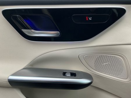 2023 Mercedes-Benz C Class - thumbnail 14