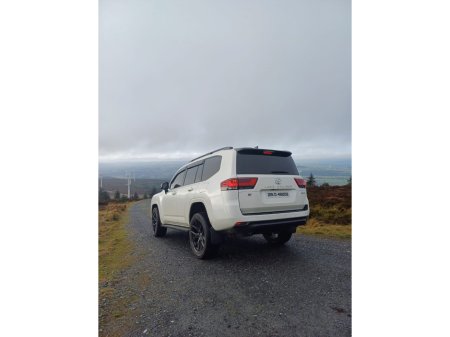 2024 Toyota Landcruiser - photo 4