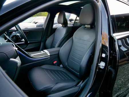 2025 Mercedes-Benz C Class C 300 e PHEV AMG Line Premium Auto €59,950 thumbnail