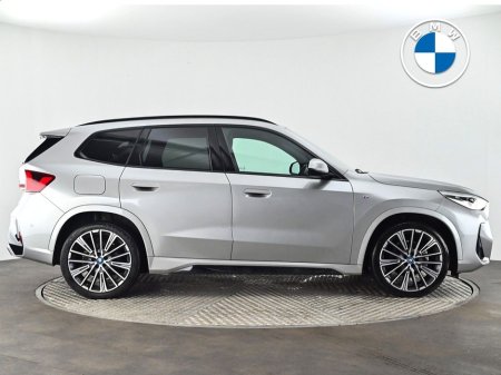 2024 BMW iX1 eDrive20 M Sport €42,900 thumbnail