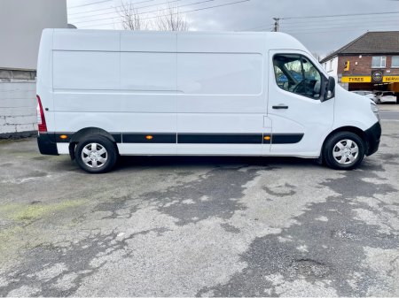 2021 Nissan NV400 - thumbnail 16