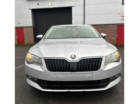 2019 Skoda Superb Manual 5 door hatchback 2.0l diesel engine €8,750 thumbnail