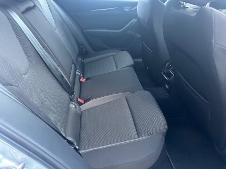2023 Skoda Octavia - thumbnail 12
