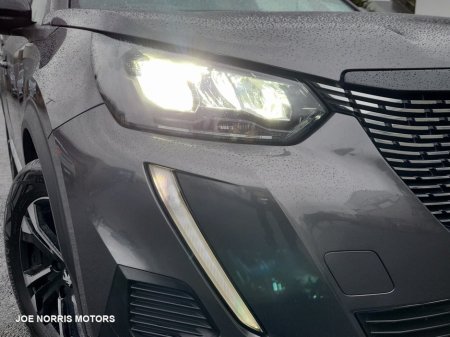 2023 Peugeot 2008 ALLURE 1.2 100 6.4 4DR €24,995 thumbnail