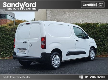 2022 Opel Combo 1.5 Turbo D 100PS Energy €11,341
