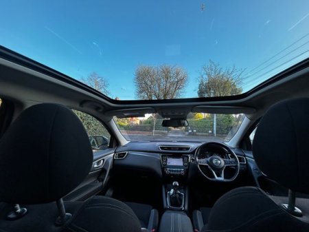 2018 Nissan Qashqai 1.5 DCI - PAN ROOF - 360 CAMERA €14,950 thumbnail