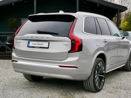 2025 Volvo XC90 - thumbnail 6