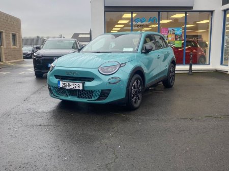 2026 Fiat 600 Dolcevita 1 2 Hybrid Edct €29,995 thumbnail