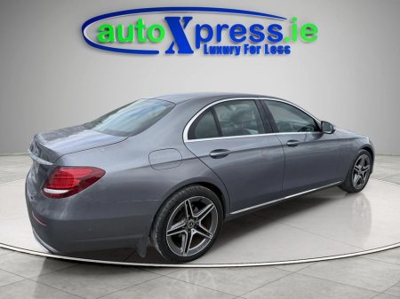 2019 Mercedes-Benz E Class - thumbnail 5