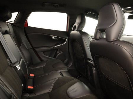 2016 Volvo V40 - thumbnail 11