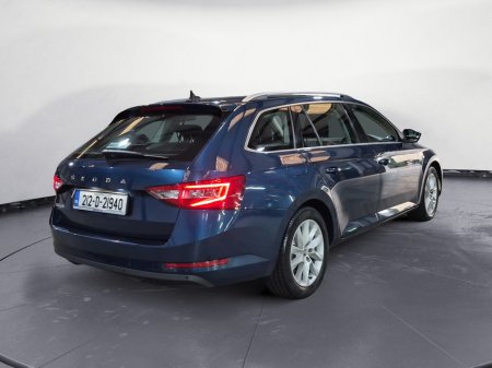 2021 Skoda Superb - thumbnail 5