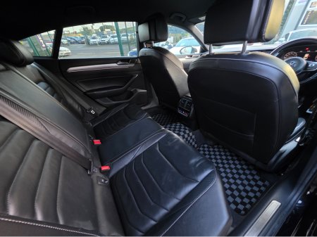 2018 Volkswagen Arteon 2.0 TSI  4 MOTION 280BHP VIRTUAL DASH FULL LEATHER HEATED ELECTRIC SEATS SAT NAV CARPLAY ANDROID AUTO BLIND SPORT PARKING SENSORS SELF PARKING ASSIST 360 CAMERA €27,500 thumbnail