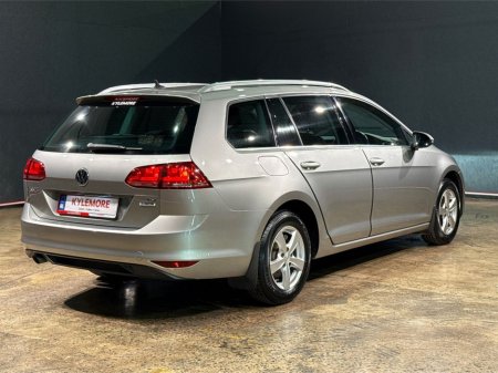 2017 Volkswagen Golf - thumbnail 3