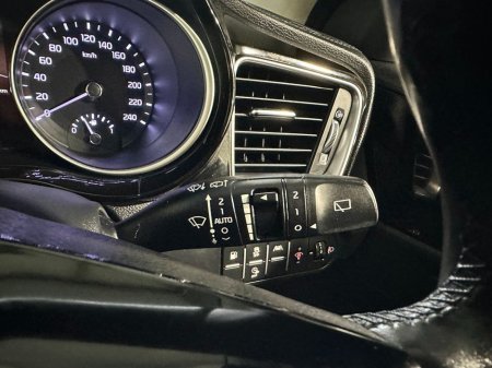 2023 Kia XCeed - thumbnail 16