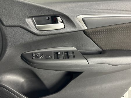 2018 Honda Fit TOUCHSCREEN DISPLAY**MEDIA CONNECTIVITY**KEYLESS START**REVERSE CAMERA**PARKING SENSORS**CRUISE CONTROL**SEMI DIGITAL DASH**LANE ASSIST**EMERGENCY BRAKE ASSIST**AIR CONDITIONING**ELECTRIC WINDOWS** €11,995 thumbnail