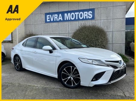 2019 Toyota Camry - thumbnail 1