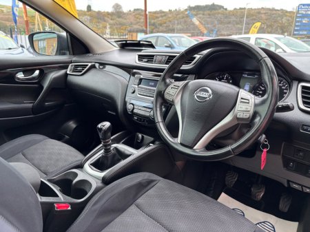 2016 Nissan Qashqai - thumbnail 6