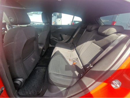 2017 Opel Astra - thumbnail 30