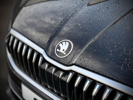 2025 Skoda Superb - thumbnail 20