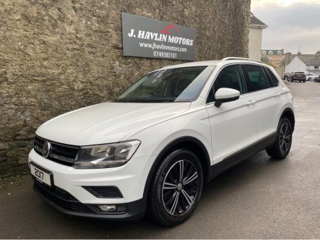 2017 Volkswagen Tiguan 2.0 TDi SE €17,995 thumbnail