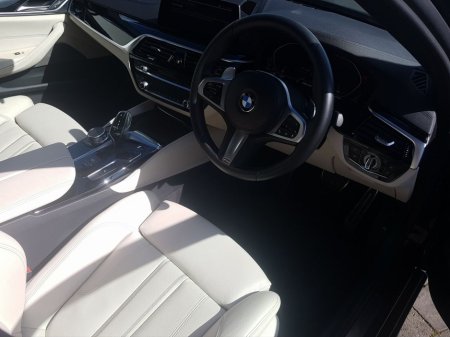 2020 BMW 5 Series - thumbnail 4