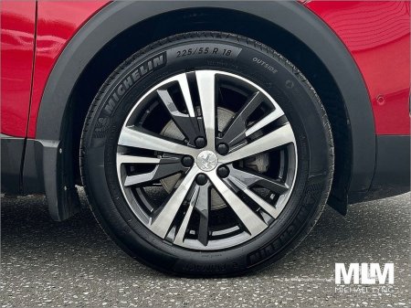 2023 Peugeot 3008 1.5 BlueHDi 130bhp Auto Allure €32,450 thumbnail