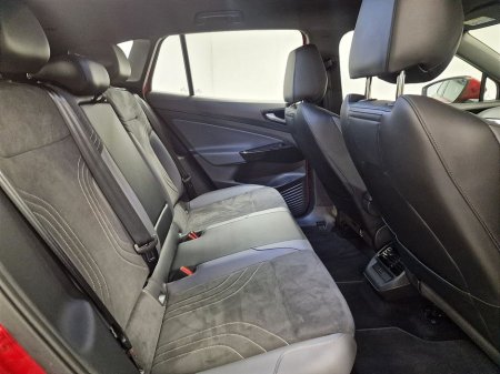 2022 Volkswagen ID.4 LIFE 77kWh 204HP €23,975 thumbnail