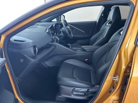 2024 Toyota C-HR 2.0 HYBRID PREMIERE EDITION €37,950 thumbnail