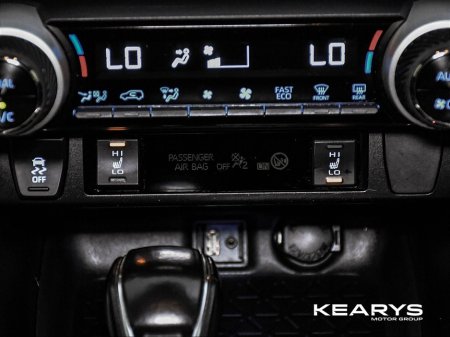 2019 Toyota Rav4 2.5 Hybrid 2WD Sport €27,888 thumbnail