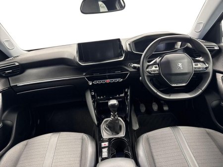 2021 Peugeot 2008 - thumbnail 8