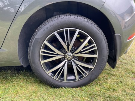 2018 Volkswagen Golf - thumbnail 18