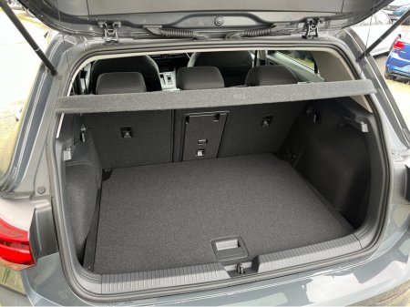 2022 Volkswagen Golf ADAVANCE AUTOMATIC 2.0 DIESEL //HEATED SEATS AND STEERING WHEEL//HEAD UP DISPLAY//REVERSE CAMERA//KEYLESS ENTRY// €27,950 thumbnail