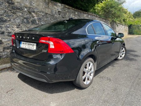 2017 Volvo S60 D2 SE 4DR €13,950 thumbnail