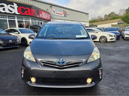 2012 Toyota Prius Alpha (7 Seater) - SELF CHARGING HYBRID -ALLOYS - REVERSE CAMERA -SIMI DEALER - LOW ROAD TAX BAND €12,450 thumbnail