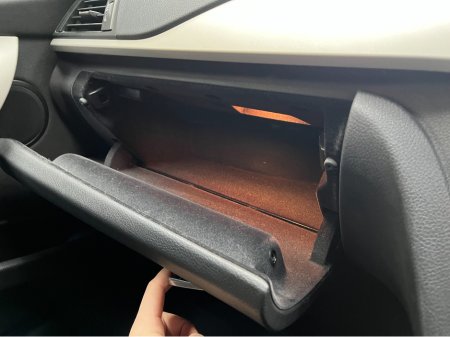 2016 BMW 3 Series - thumbnail 21