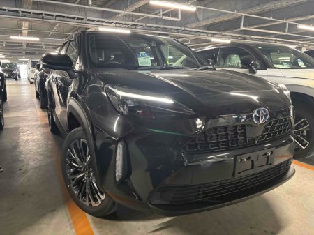 2022 Toyota Yaris Cross Z HYBRID AUTOMATIC 1.5 PETROL //LOW MILES//HIGH SPEC//HALF LEATHER HEATED SEATS//HEATED STEERING WHEEL//360 PARKING CAMERAS//KEYLESS ENTRY//ADAPTIVE CRUISE CONTROL//