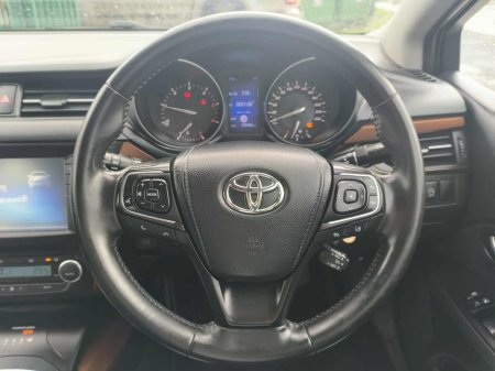 2017 Toyota Avensis - thumbnail 9