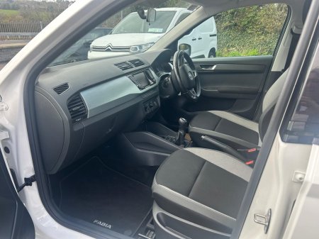 2016 Skoda Fabia - thumbnail 9