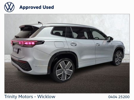 2025 Volkswagen Tayron * R-LINE * 1.5 TSI * DSG - AUTO * 204 BHP * PHEV * TRINITY VOLKSWAGEN * €54,950 thumbnail