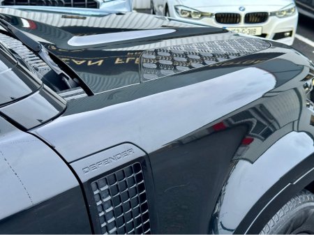 2023 Land Rover Defender ++HIGH SPEC++ 110 2.0 P400E X 404PS thumbnail