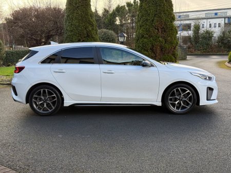 2021 Kia Ceed  €9,700 thumbnail